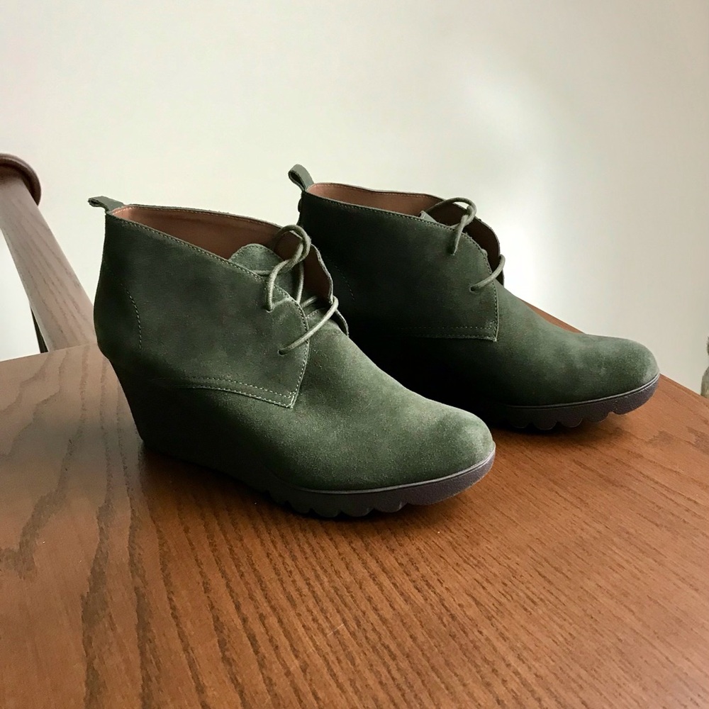 Donald J. Pliner “Makko” Suede Wedge Ankle Boots, 10M